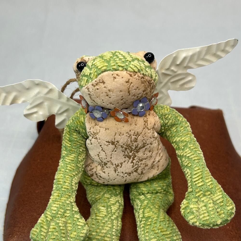 7" Posable Metal Wings Shelf Sitter Plush Frog Ornament